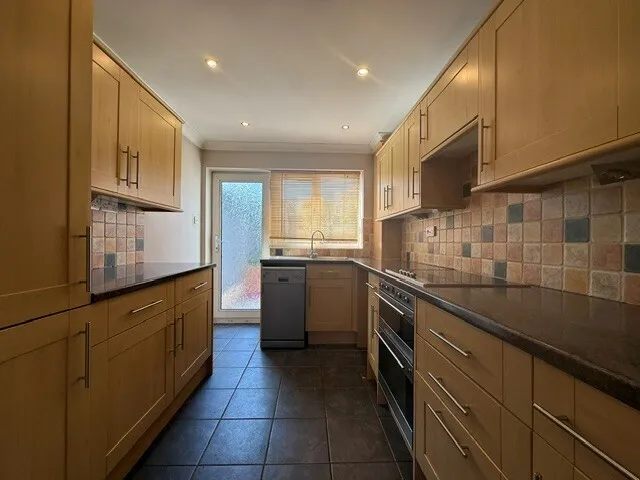 Geneva Crescent, Crowle, WR7, photo 3