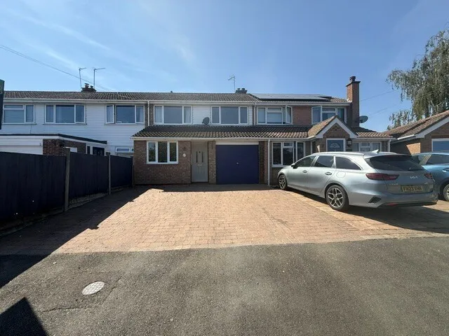 3 bed property to rent, Geneva Crescent, Crowle, WR7