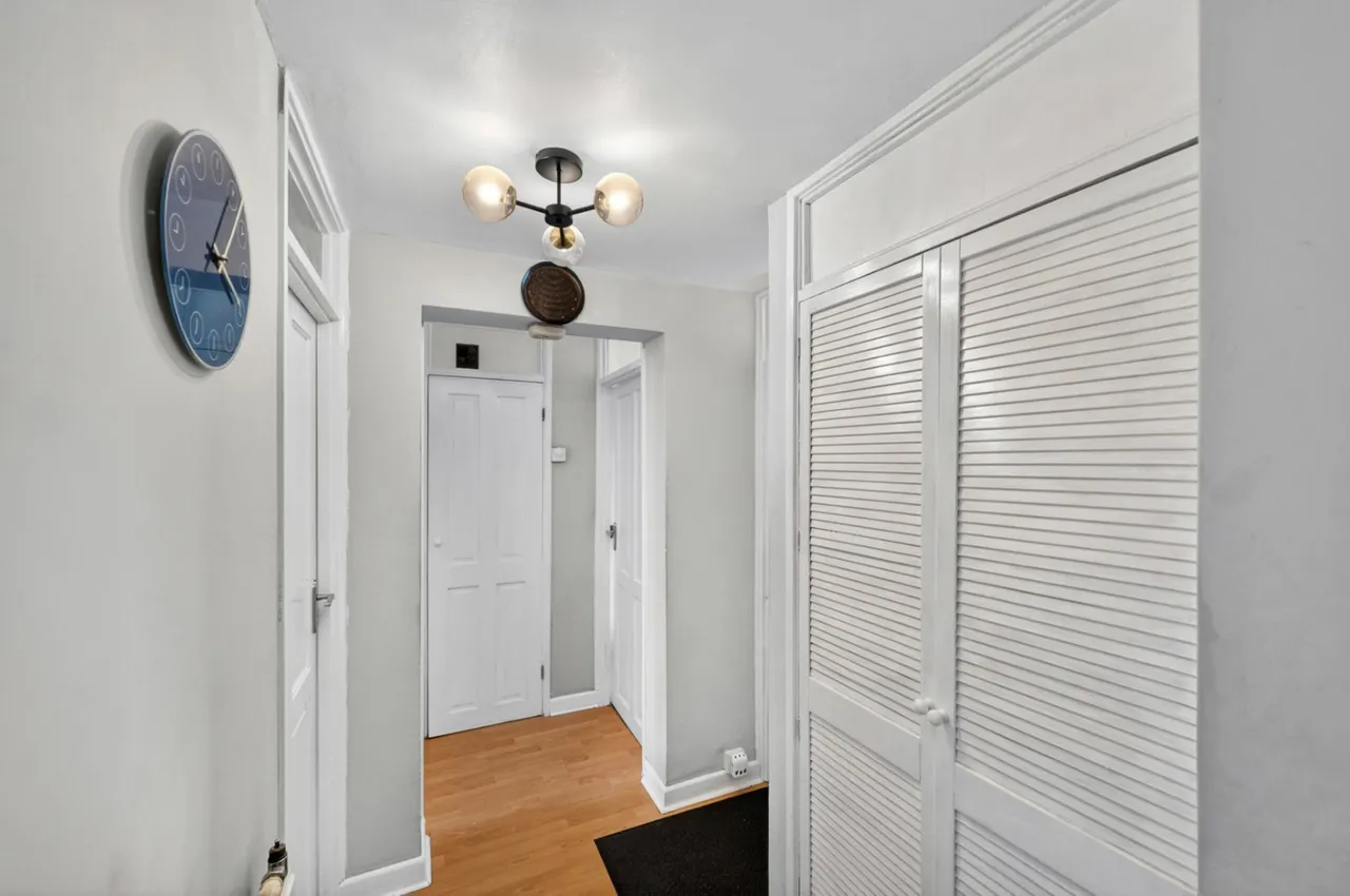 Brick Farm Close, Richmond, TW9, photo 10