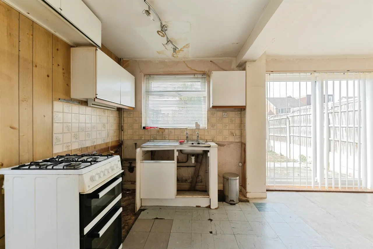 Holmlands Drive, Oxton, Prenton, photo 8