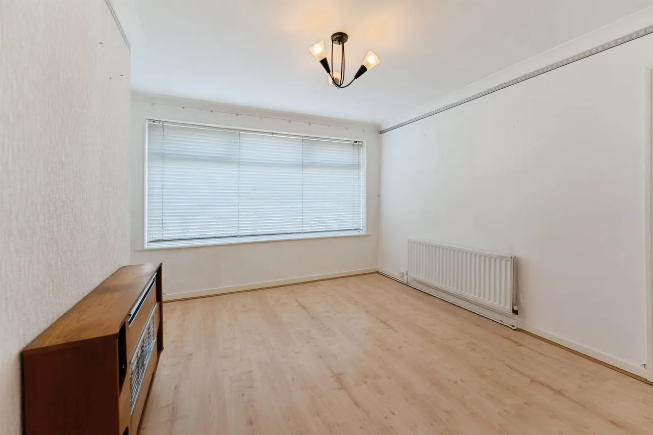 Holmlands Drive, Oxton, Prenton, photo 12