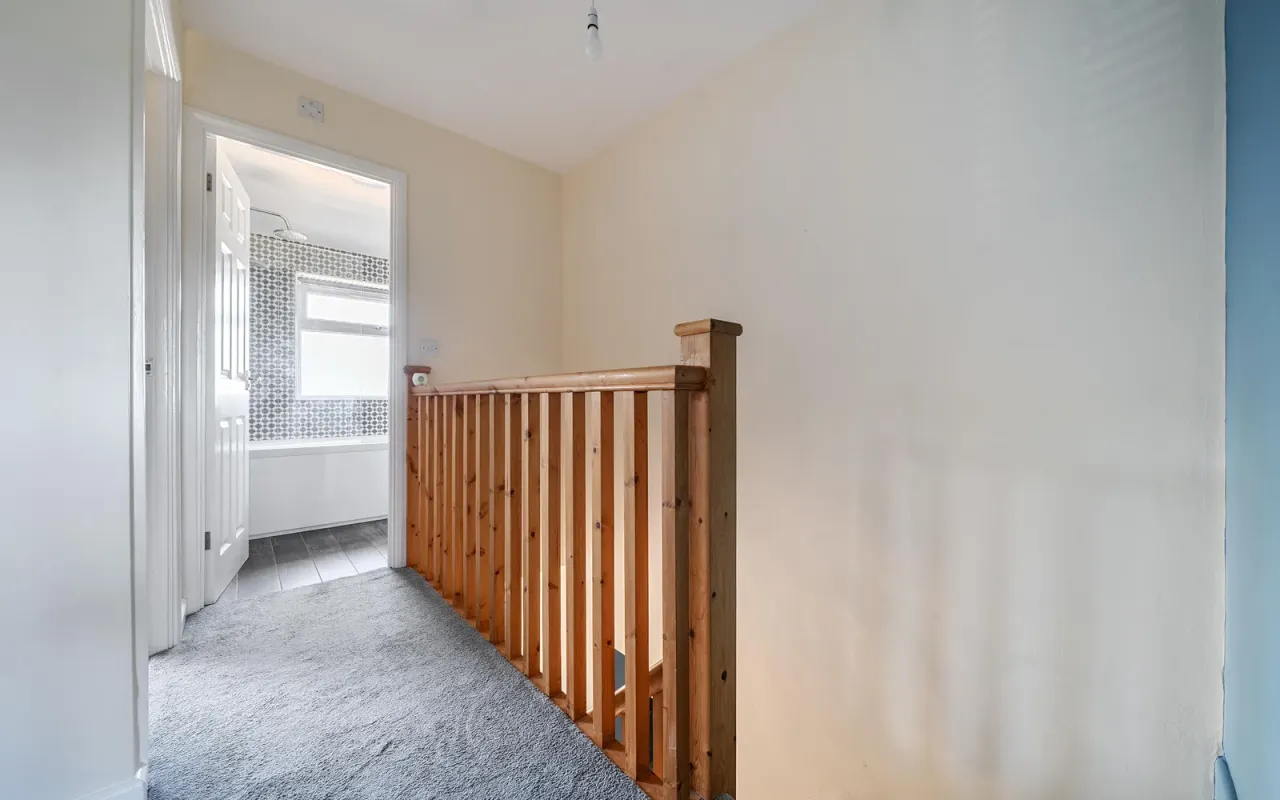 Woodland Drive, Bromham, Bedford, photo 14