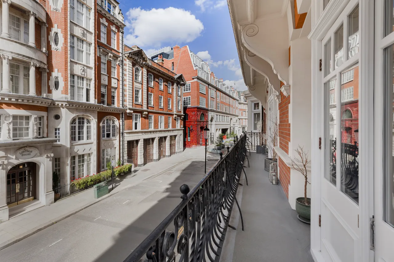 Basil Mansions, Basil Street, Knightsbridge, London, photo 2