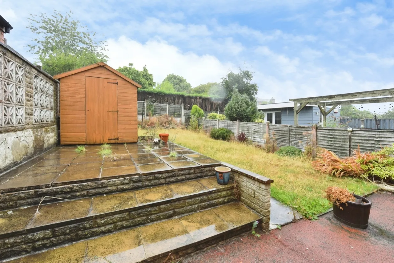 Charnock Crescent, Sheffield, South Yorkshire, S12, photo 9