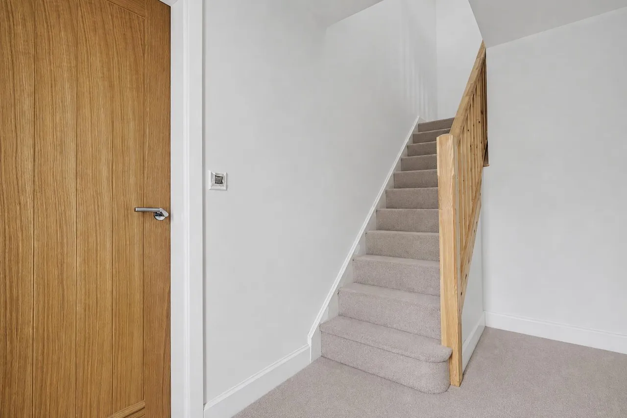 Hoff Close, Long Eaton, NG10, photo 5