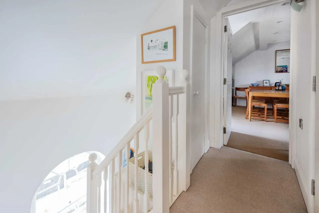 Upper East Hayes, Bath, BA1, photo 12