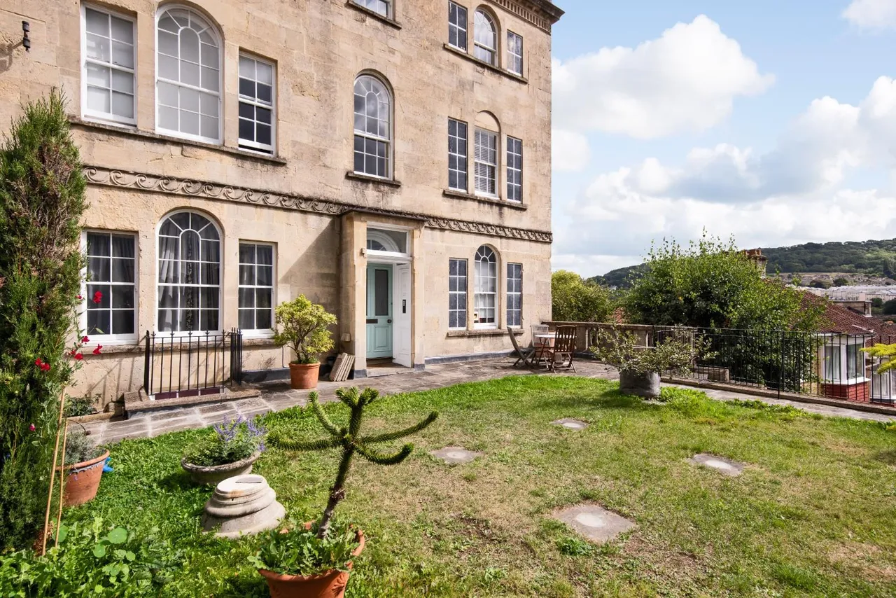 Upper East Hayes, Bath, BA1, photo 16