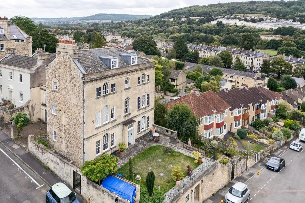 Upper East Hayes, Bath, BA1, photo 14
