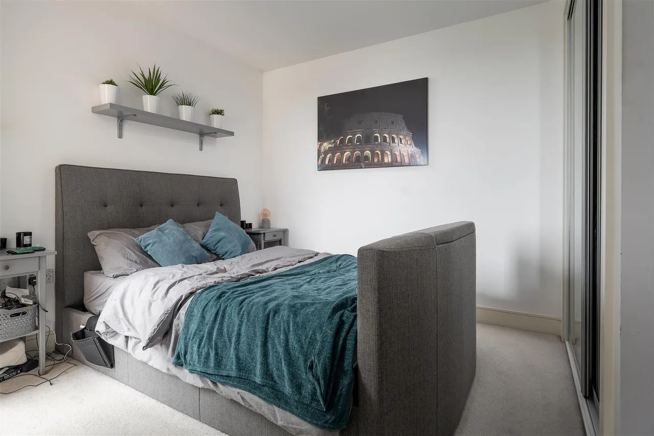 Garnet Place, West Drayton, UB7, photo 10