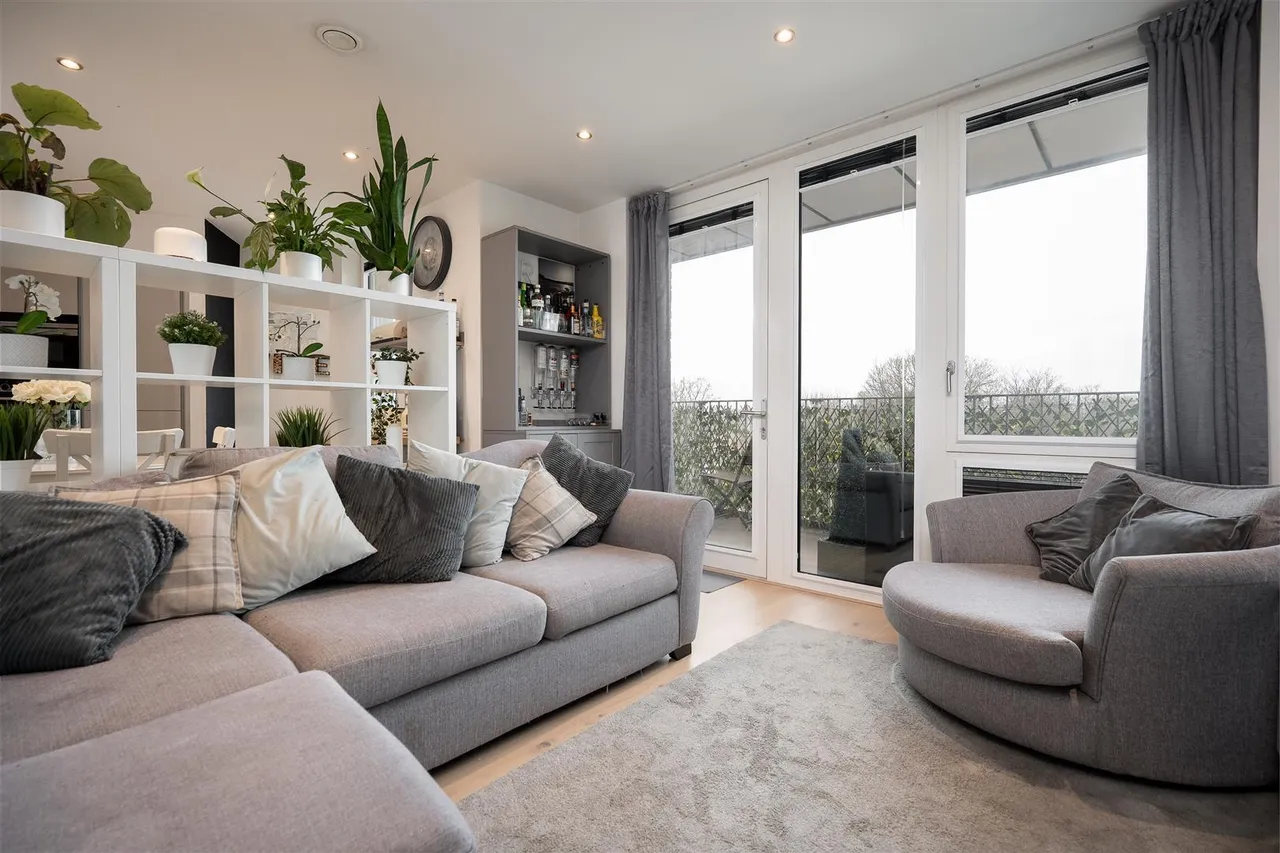 Garnet Place, West Drayton, UB7, photo 6