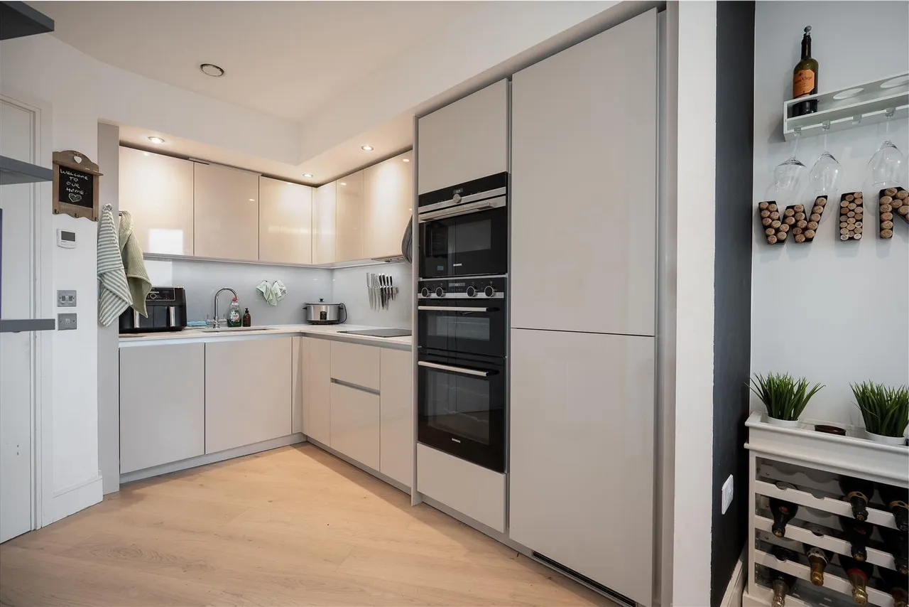 Garnet Place, West Drayton, UB7, photo 5