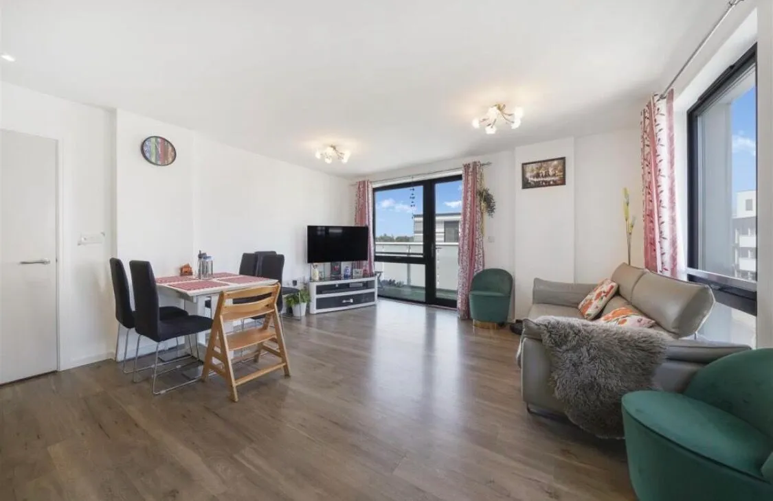 58 Williams Way, Wembley, photo 5
