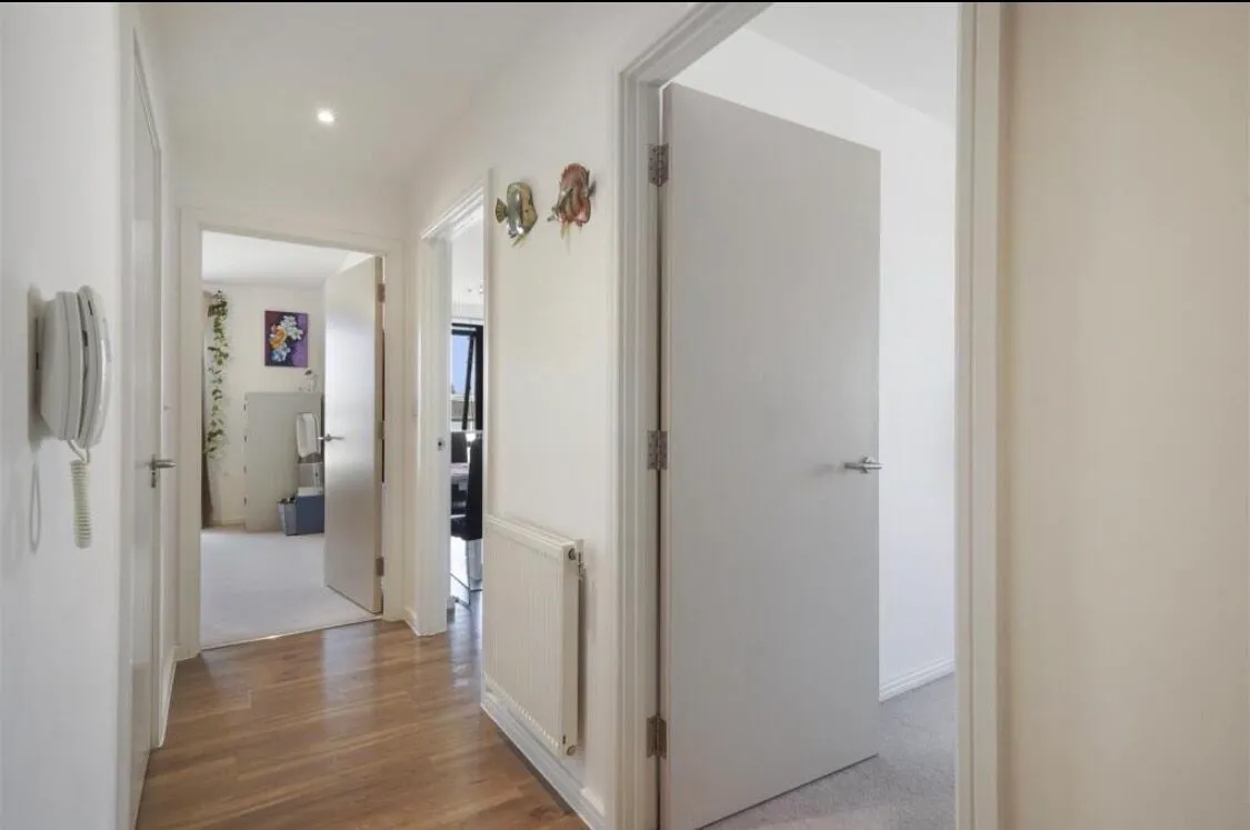 58 Williams Way, Wembley, photo 6