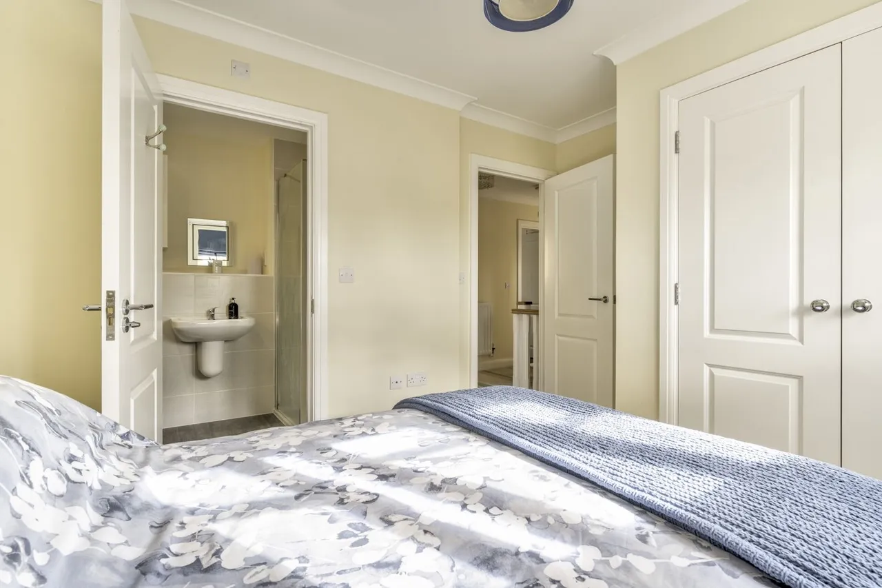 Shilham Way, Cirencester, GL7, photo 19