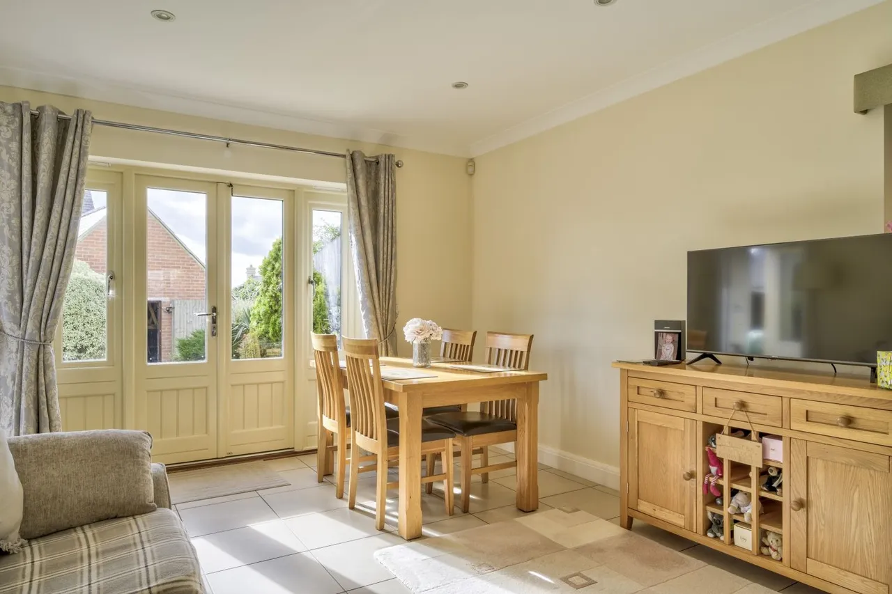 Shilham Way, Cirencester, GL7, photo 11