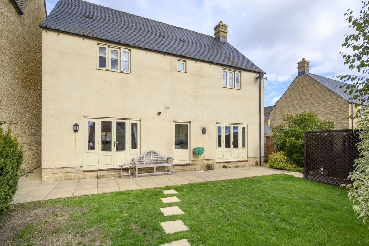 Shilham Way, Cirencester, GL7, photo 26