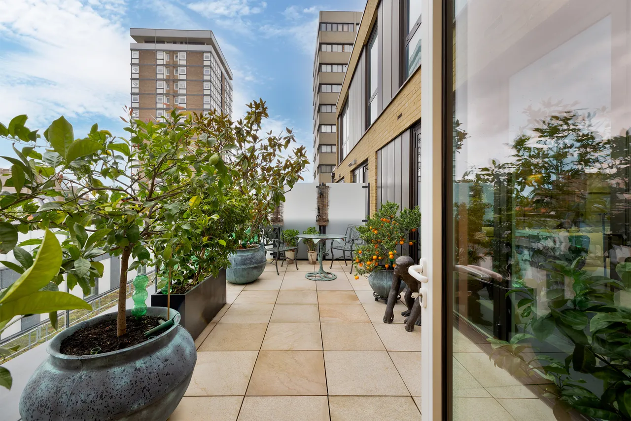 Ingestre Place, London, W1F, photo 12