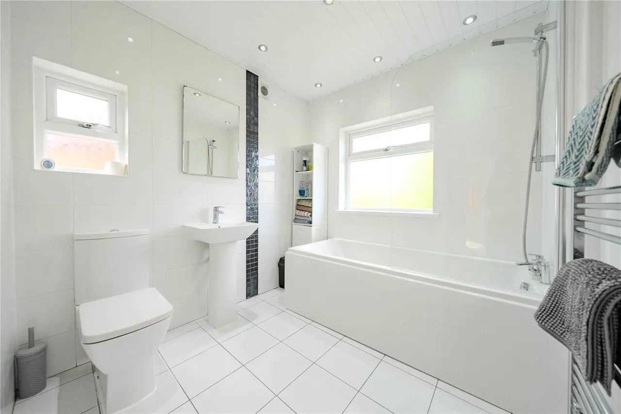 Chelwood Crescent, Roundhay, LS8, photo 7