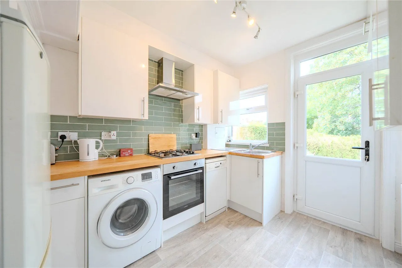 Chelwood Crescent, Roundhay, LS8, photo 3