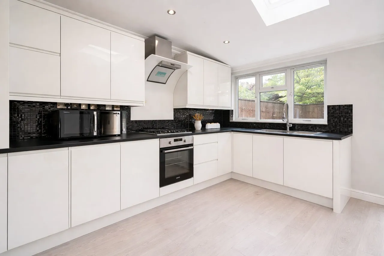 61 Vyner Road, London, photo 5