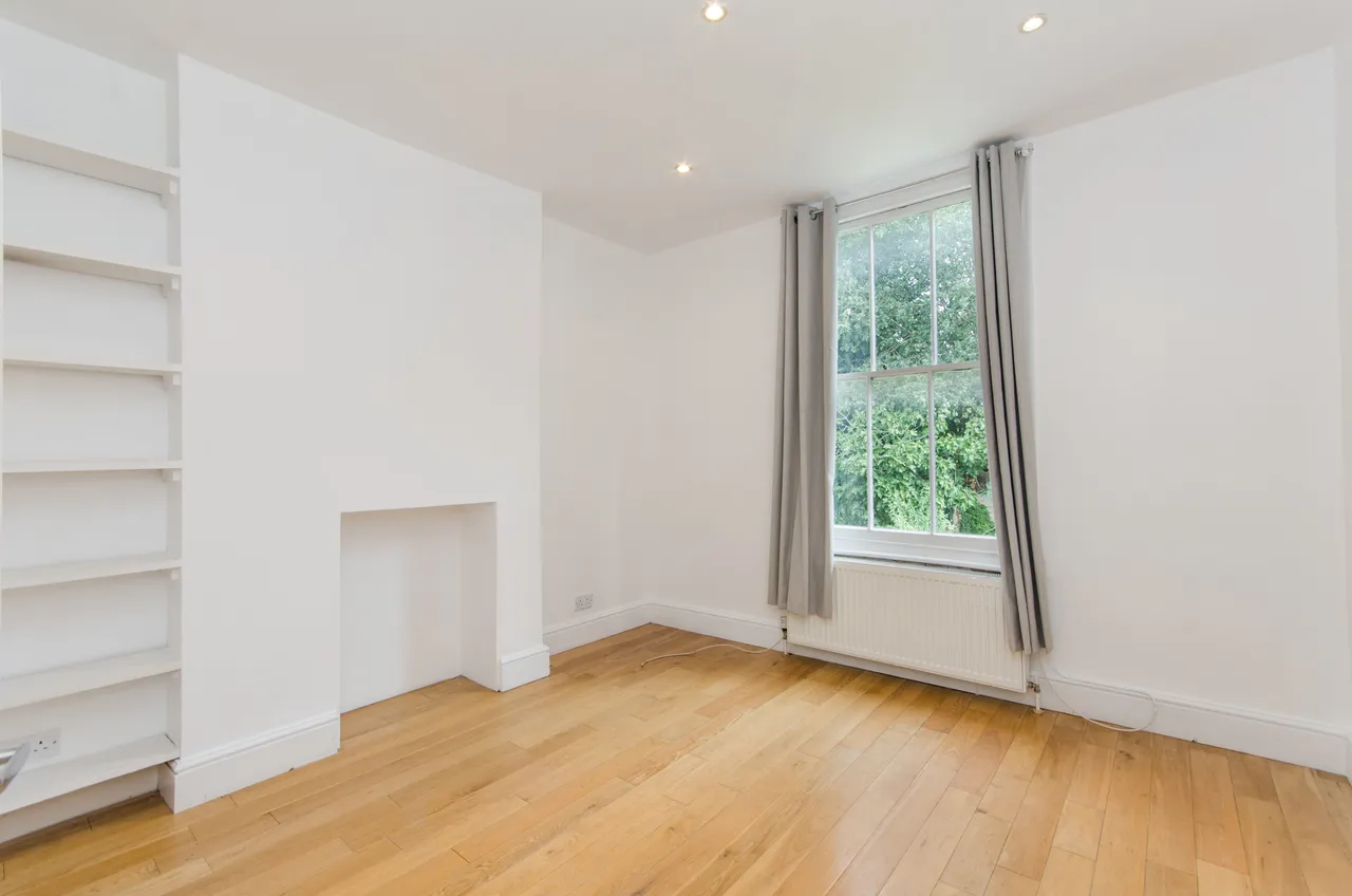 First and Second Floor Flat, 56 Hanover Road, London, photo 5