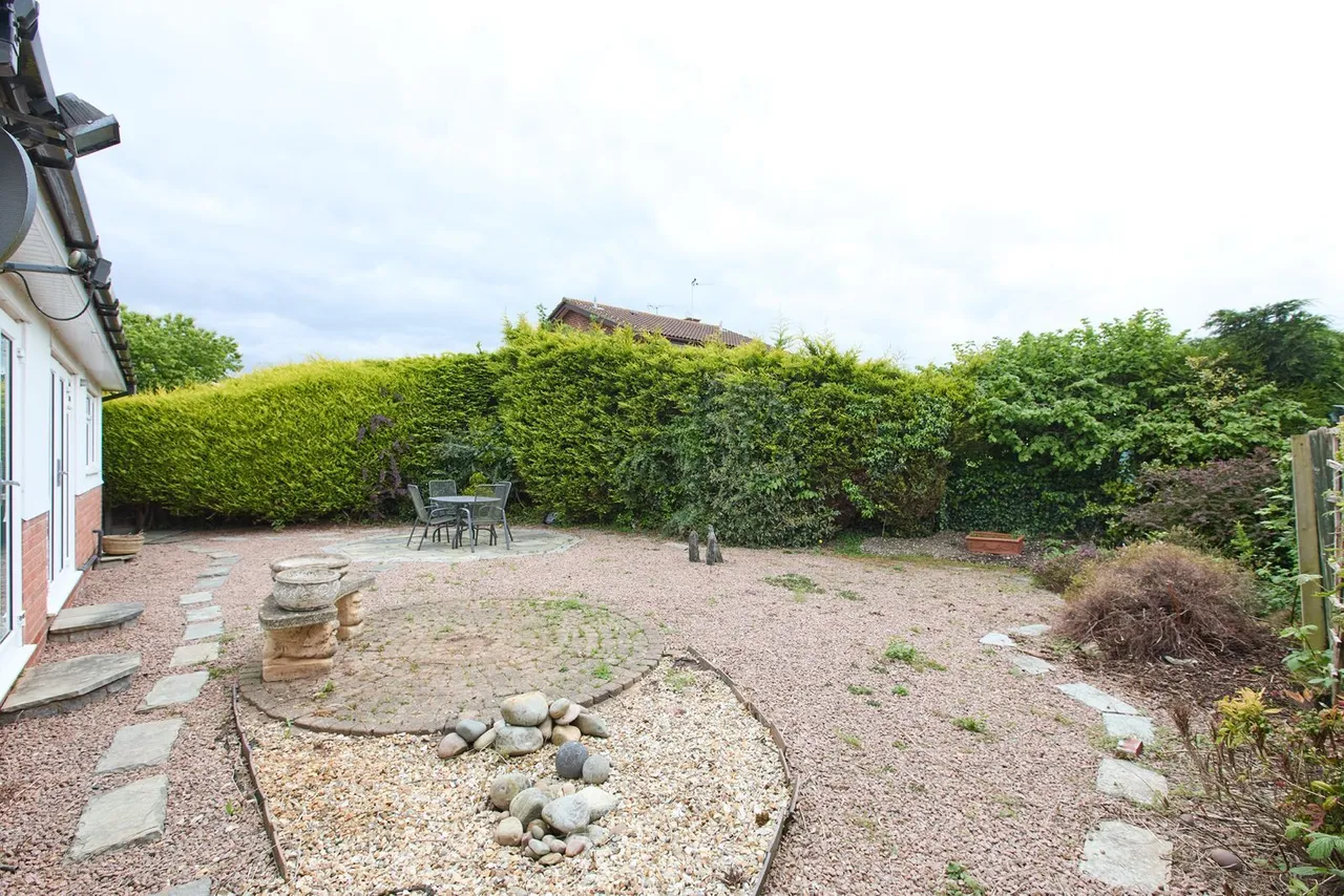 Longbow Close, Stretton, DE13, photo 25