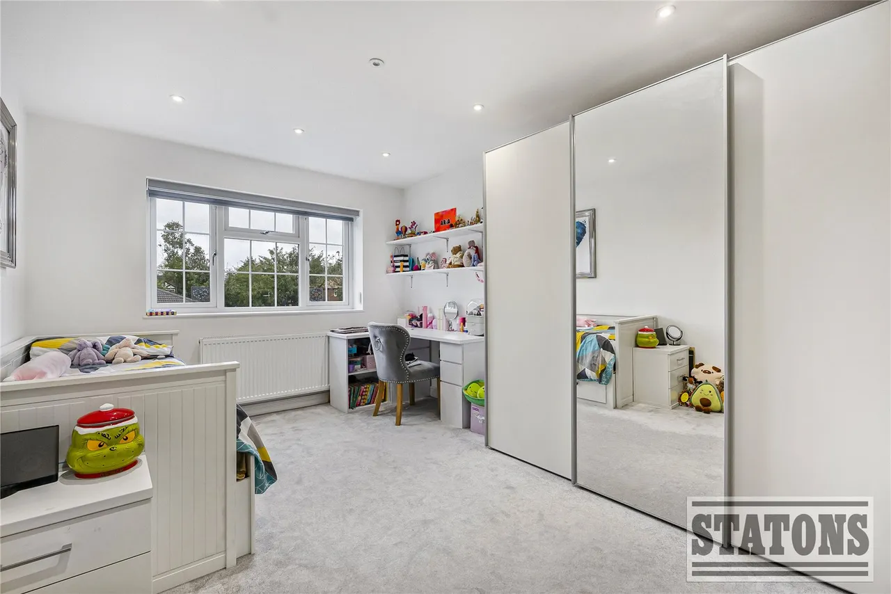 Upland Drive, Brookmans Park, Hatfield, Hertfordshire, AL9 6PT, photo 21