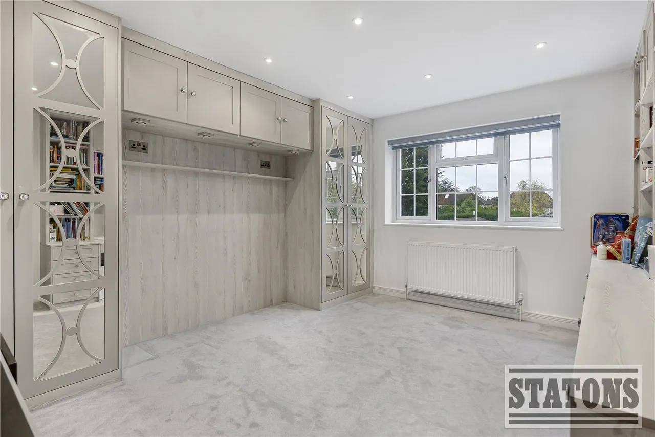 Upland Drive, Brookmans Park, Hatfield, Hertfordshire, AL9 6PT, photo 15