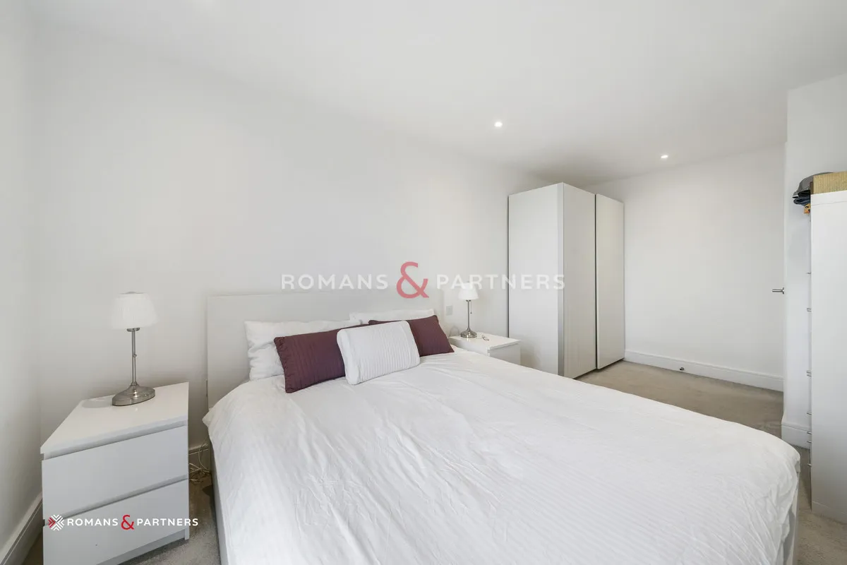 Gaumont Place, Streatham, SW2, photo 7