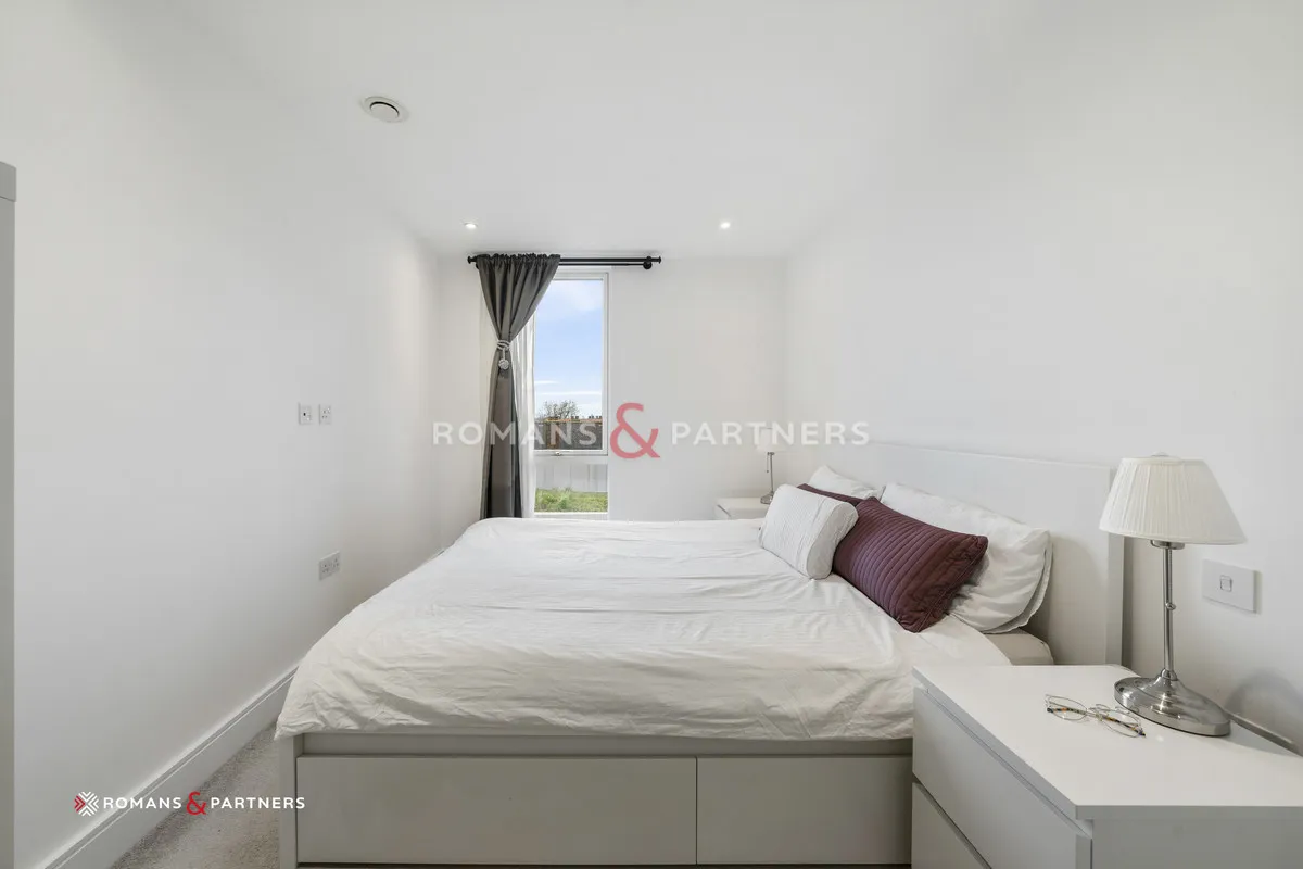 Gaumont Place, Streatham, SW2, photo 6