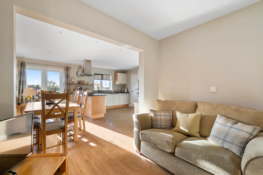 31Trent Port Road, Marton, DN21, photo 4