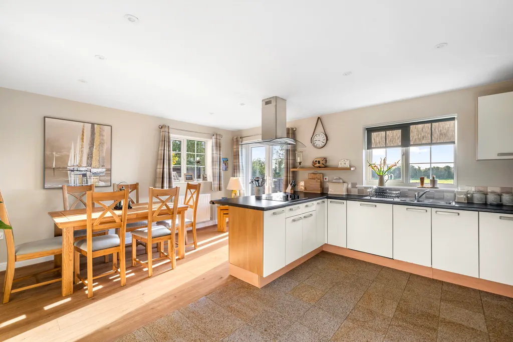 31Trent Port Road, Marton, DN21, photo 8