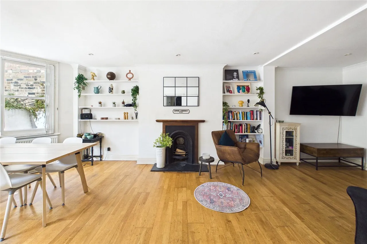 St Saviour's Road, London, SW2, photo 8