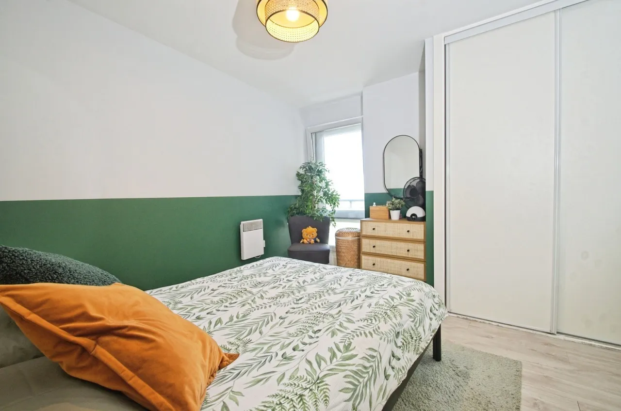 Jones Point House, Ferry Court, Cardiff, South Glamorgan, CF11, photo 8