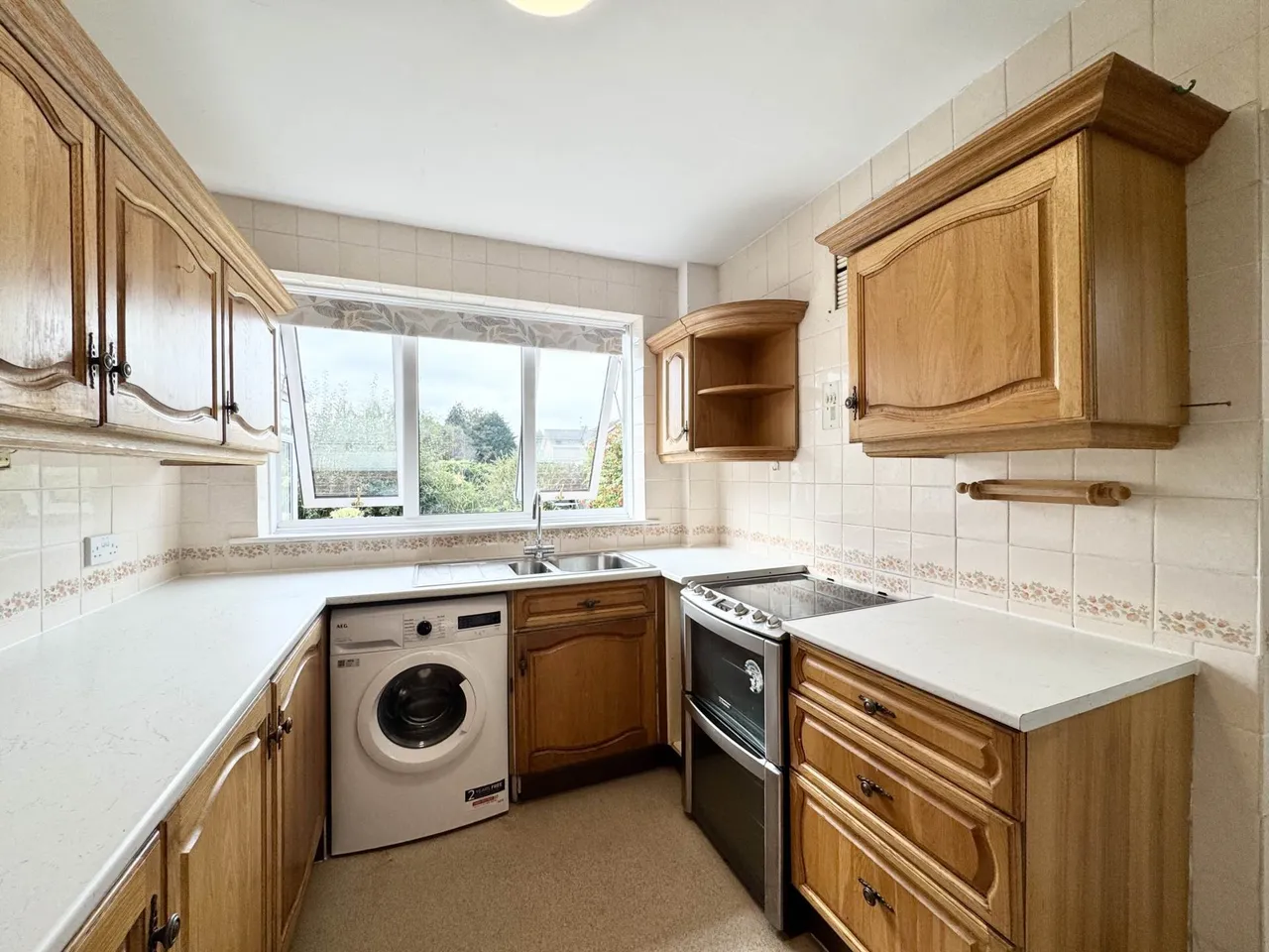 Longmeadow Road, Knowsley, photo 8