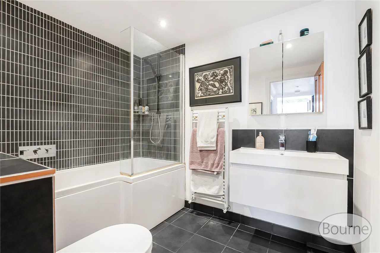 Sydney Place, Guildford, GU1, photo 9