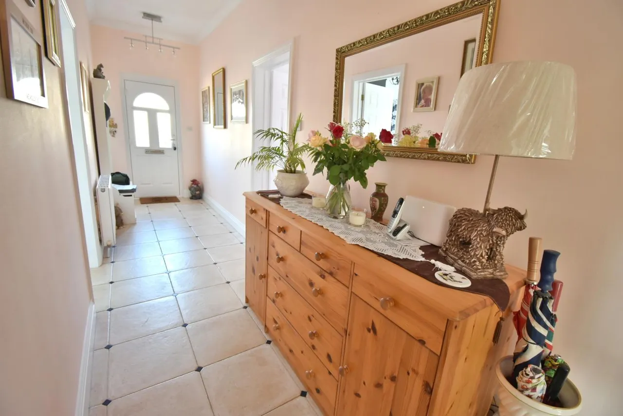 New Road, BH10, photo 9