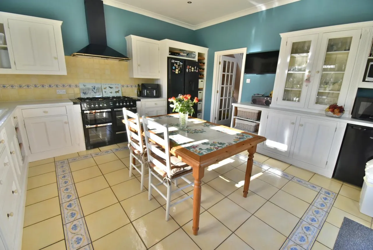 New Road, BH10, photo 4