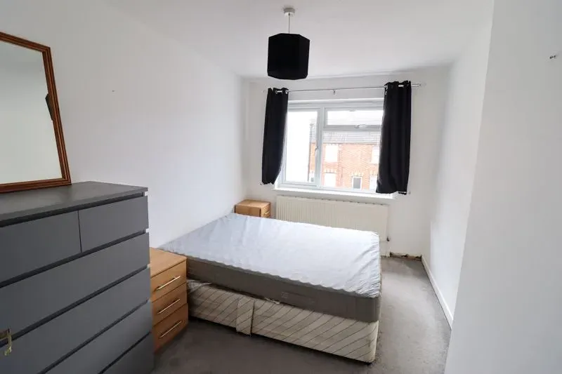 Napier Street, Bletchley, Milton Keynes, Buckinghamshire, MK2 2NF, photo 5