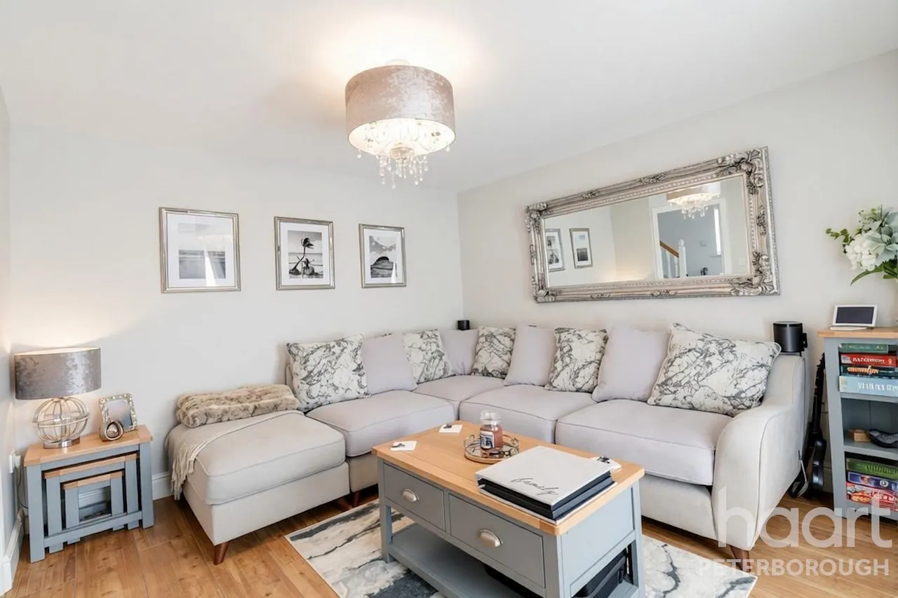 Chalice Close, Peterborough, PE7, photo 6