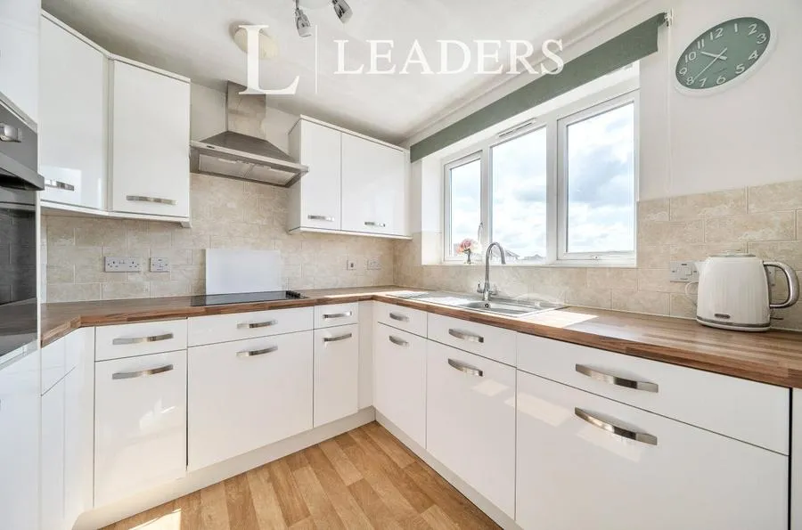1 bed flat for sale, Bradford Street, Tonbridge, TN9