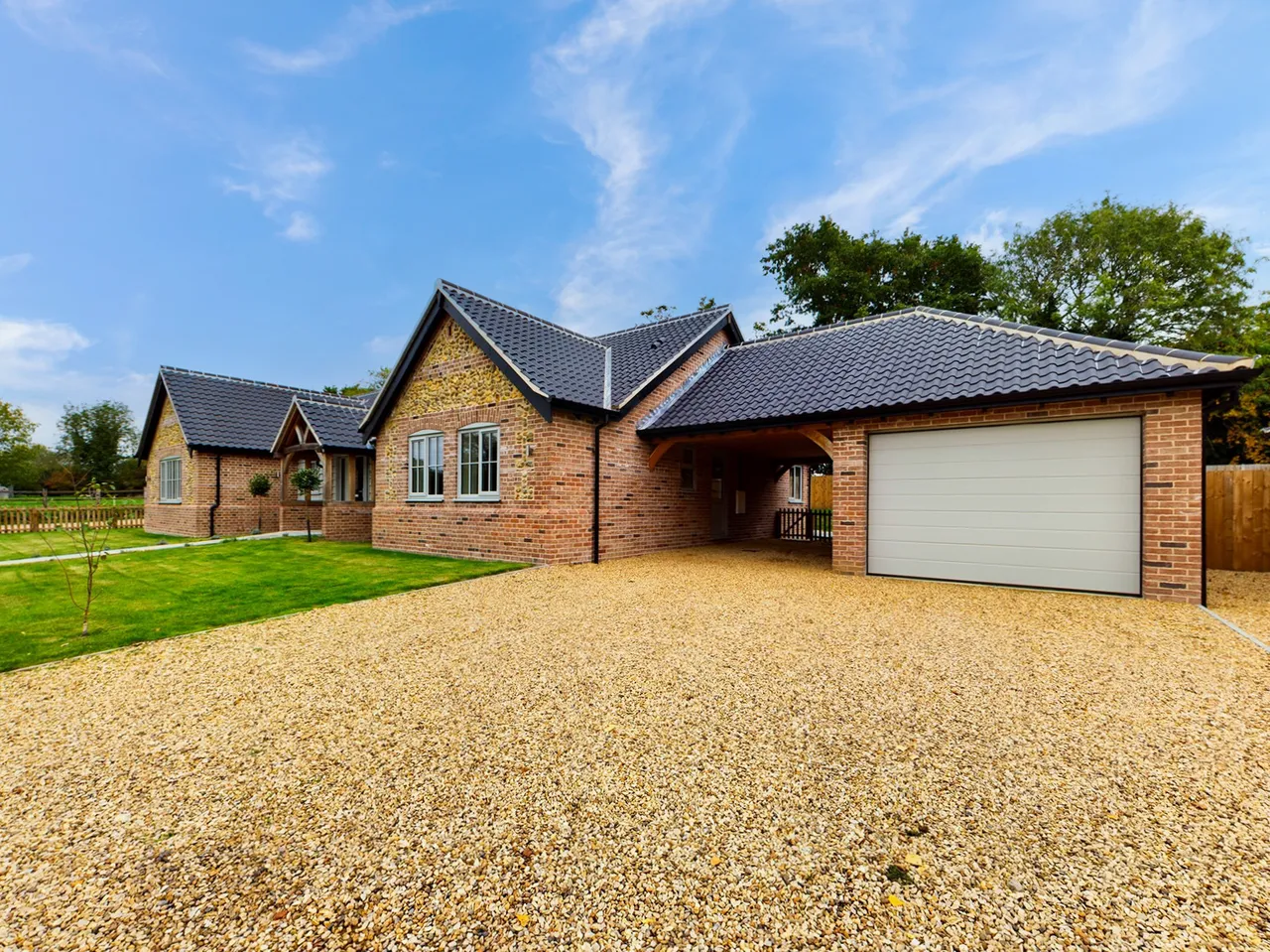 4 bed house to rent — Chequers Lane, Saham Toney, IP25