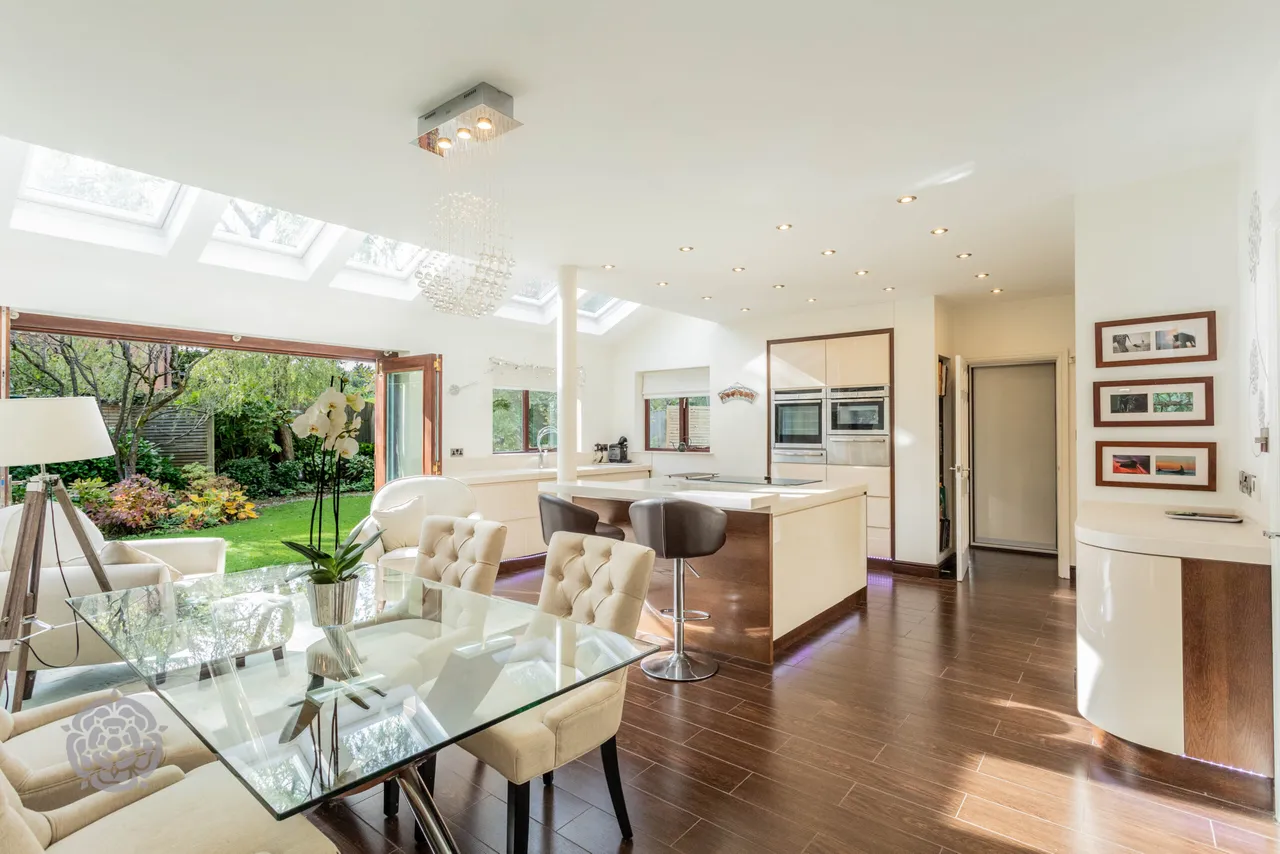The Highgrove, Bolton, BL1, photo 2