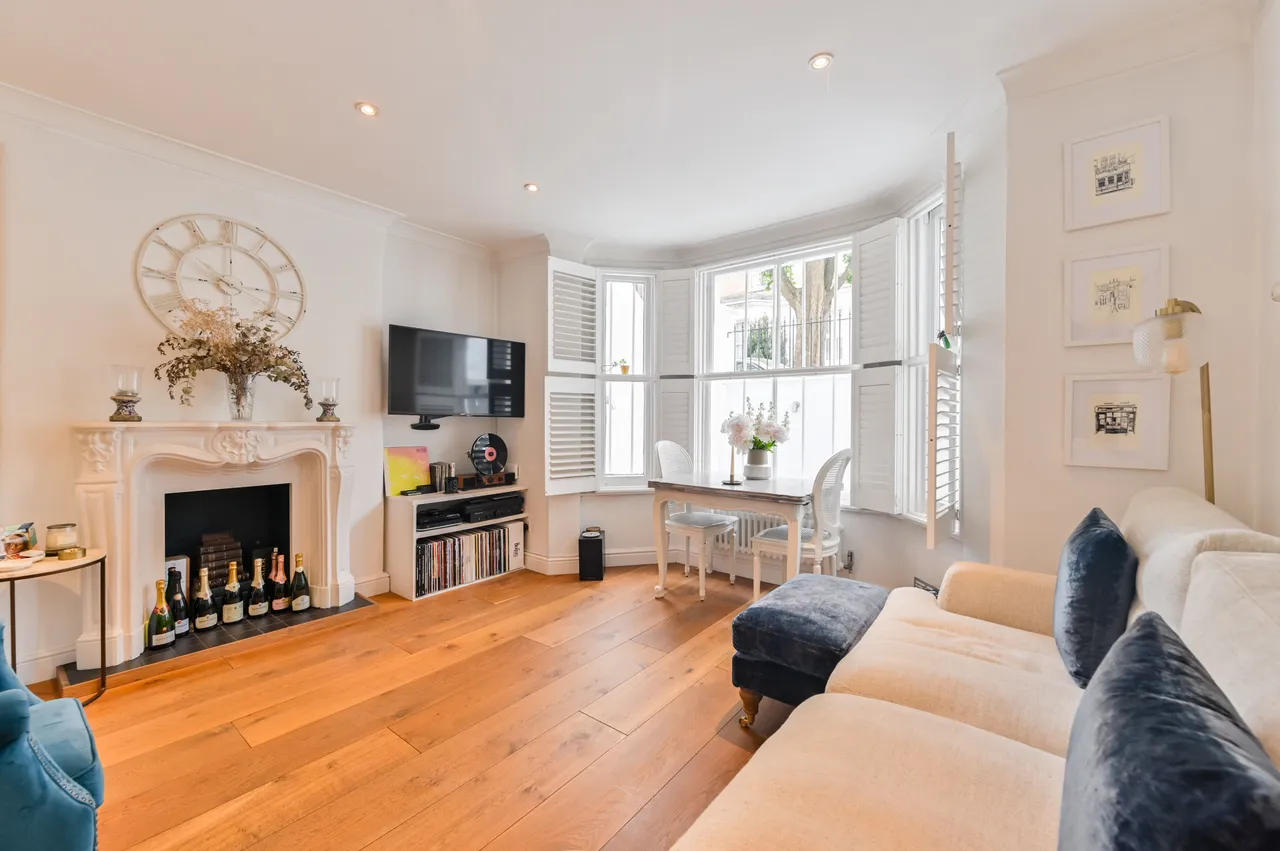Garden Flat, 7 Brussels Road, London, photo 2