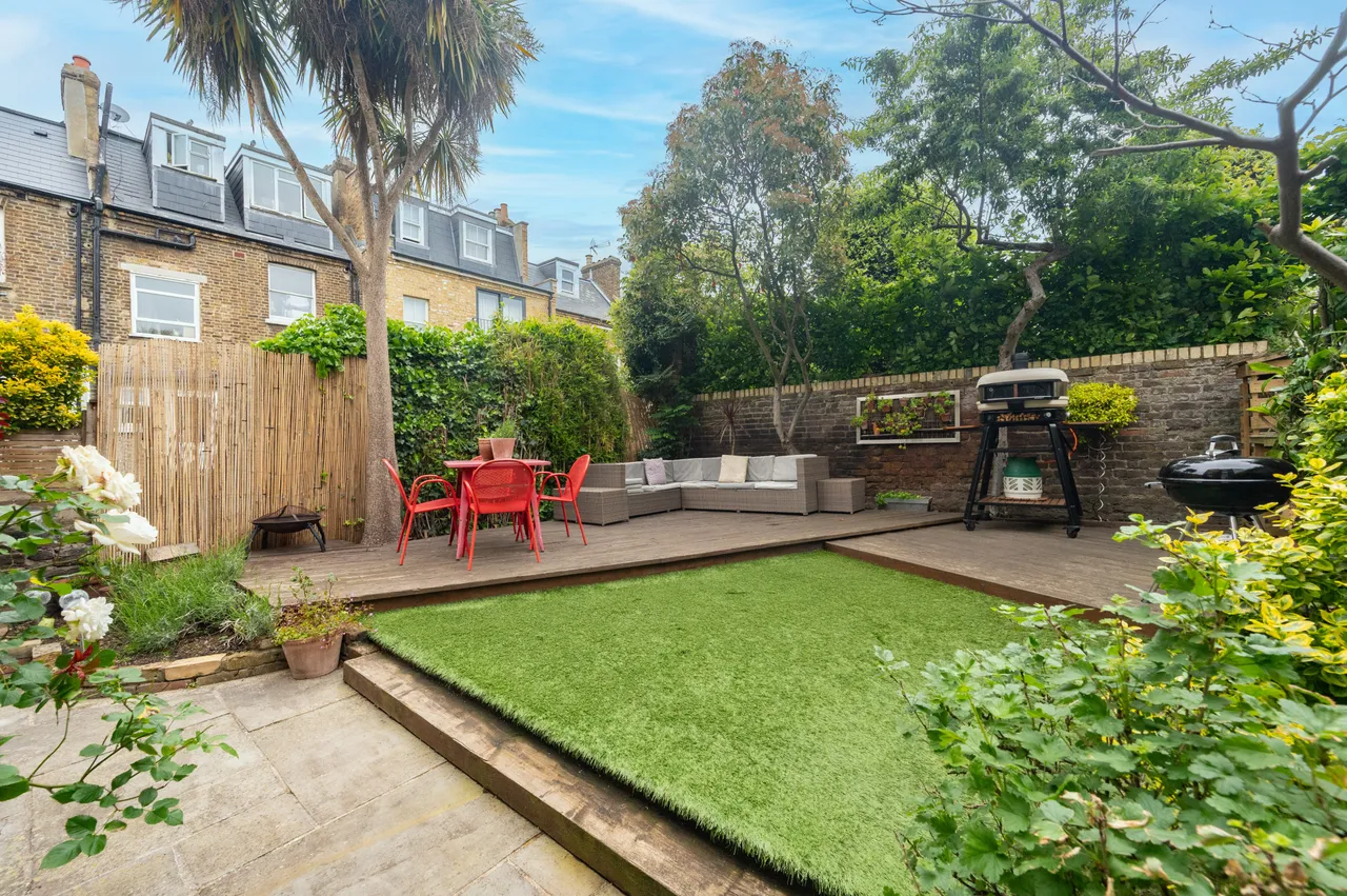 Garden Flat, 7 Brussels Road, London, photo 12