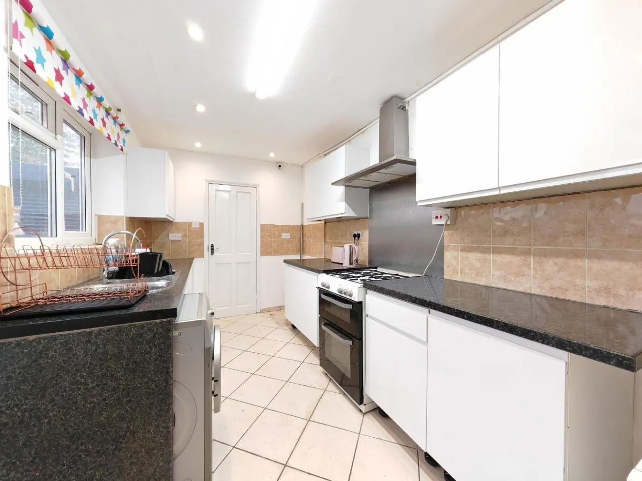 Whitley Wood Lane, Reading, RG2, photo 3