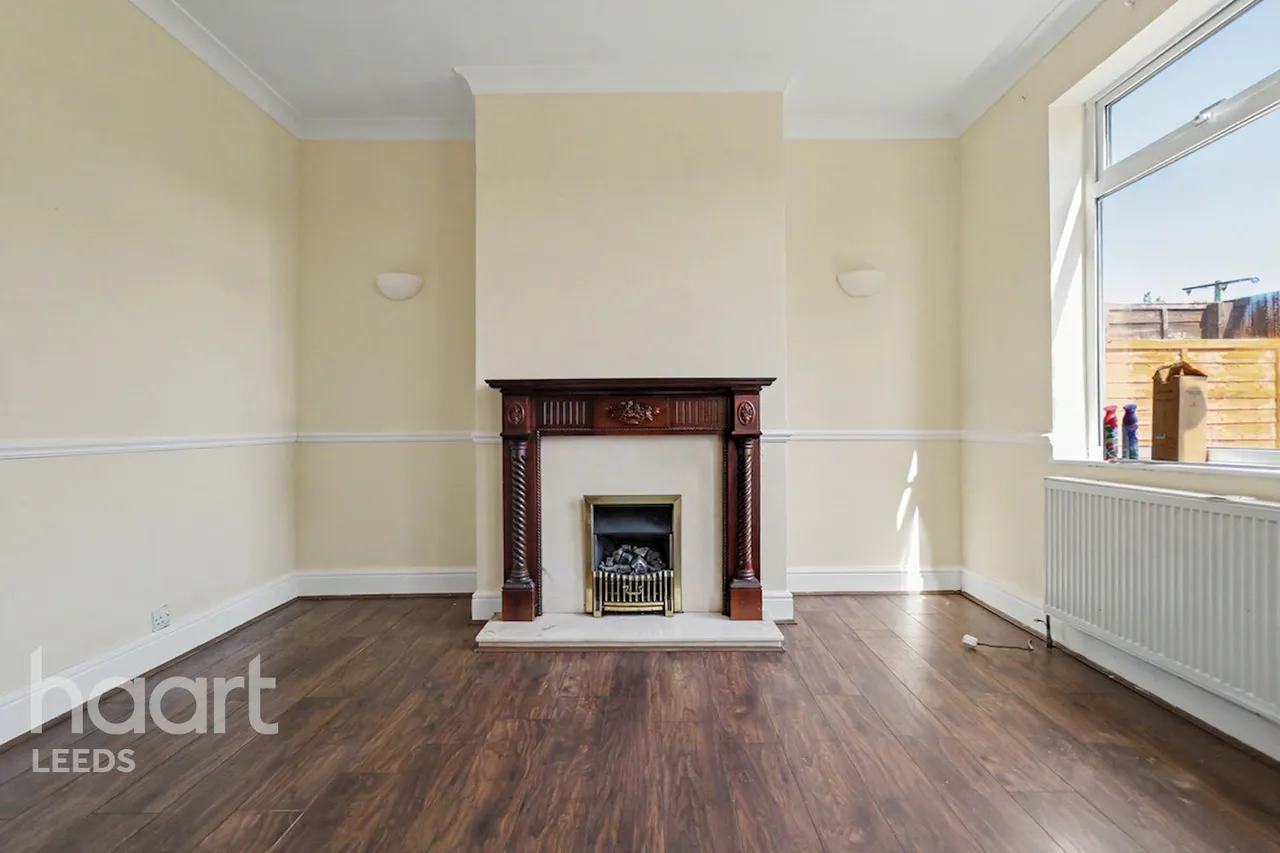 Station Road, Leeds, LS25, photo 3