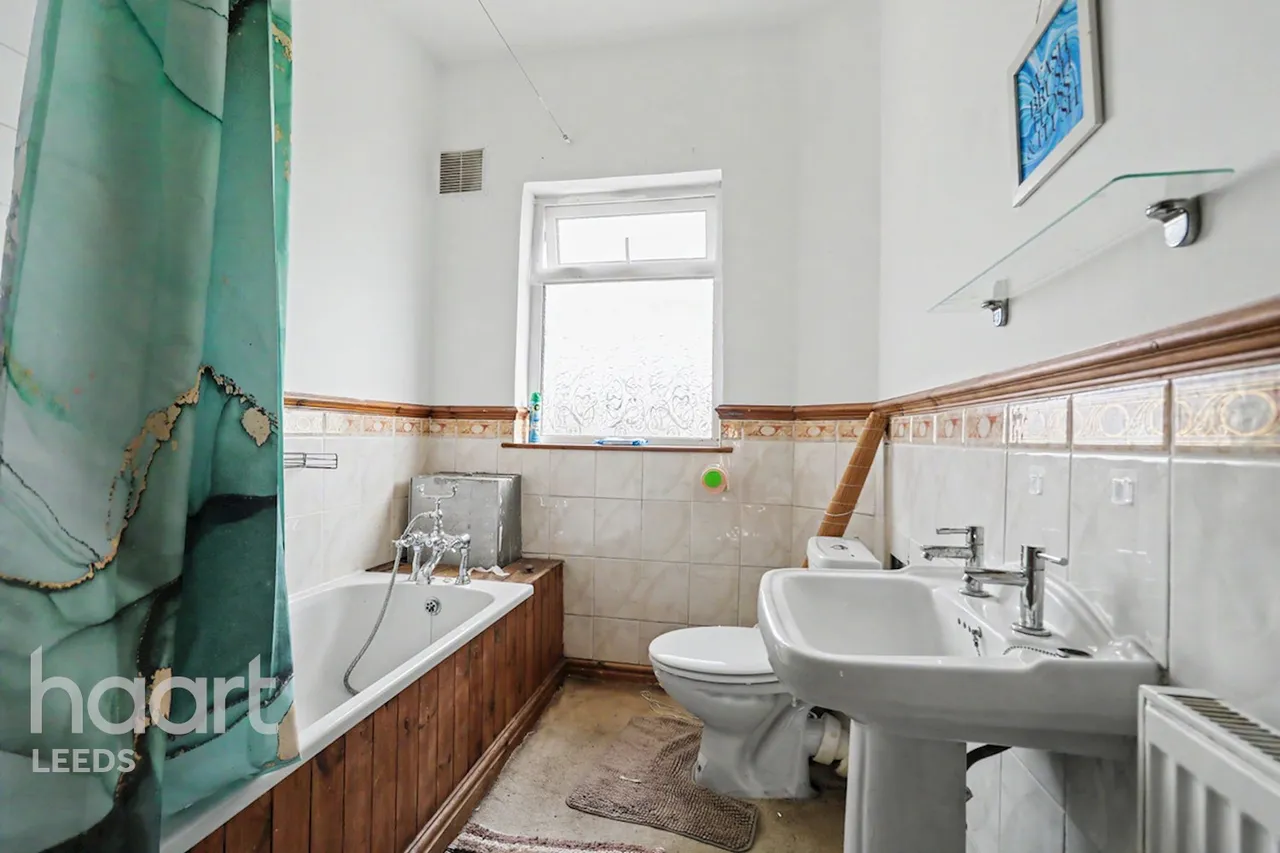 Station Road, Leeds, LS25, photo 10