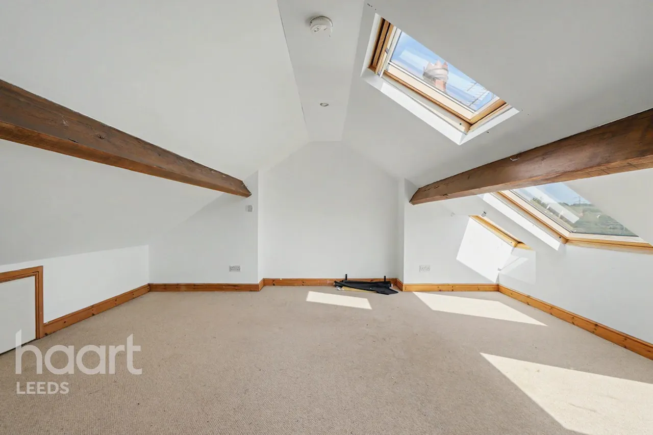 Station Road, Leeds, LS25, photo 9