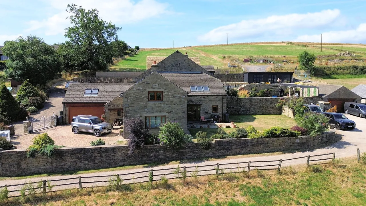 Haigh Head Road, Hoylandswaine, S36, photo 40